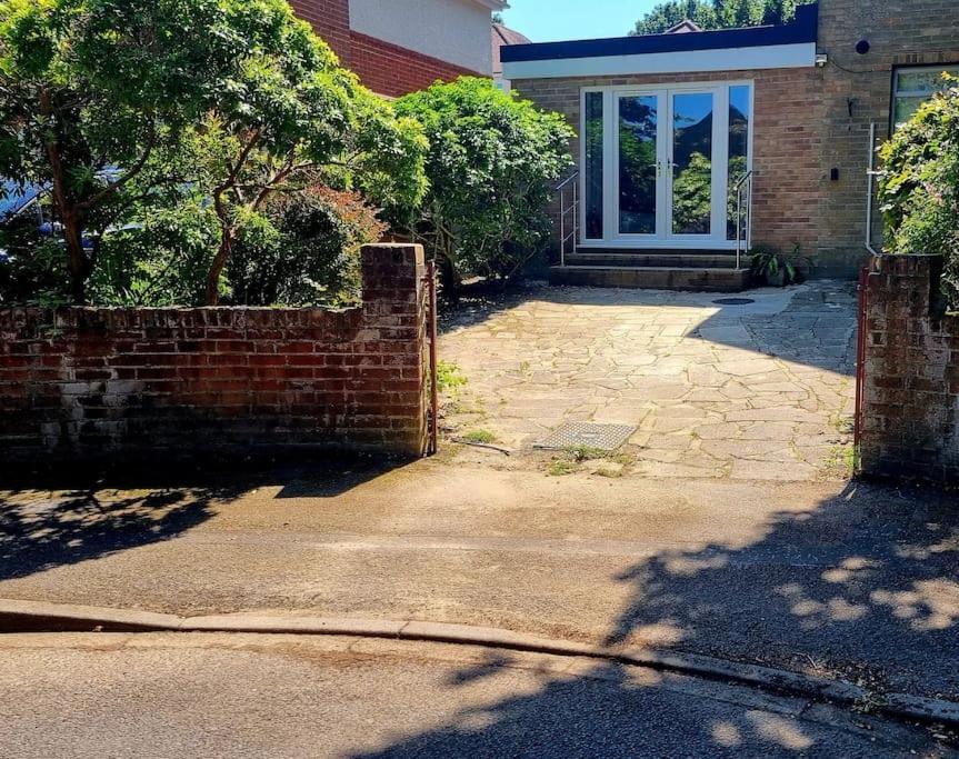 Private Self-Contained Place Bournemouth Buitenkant foto